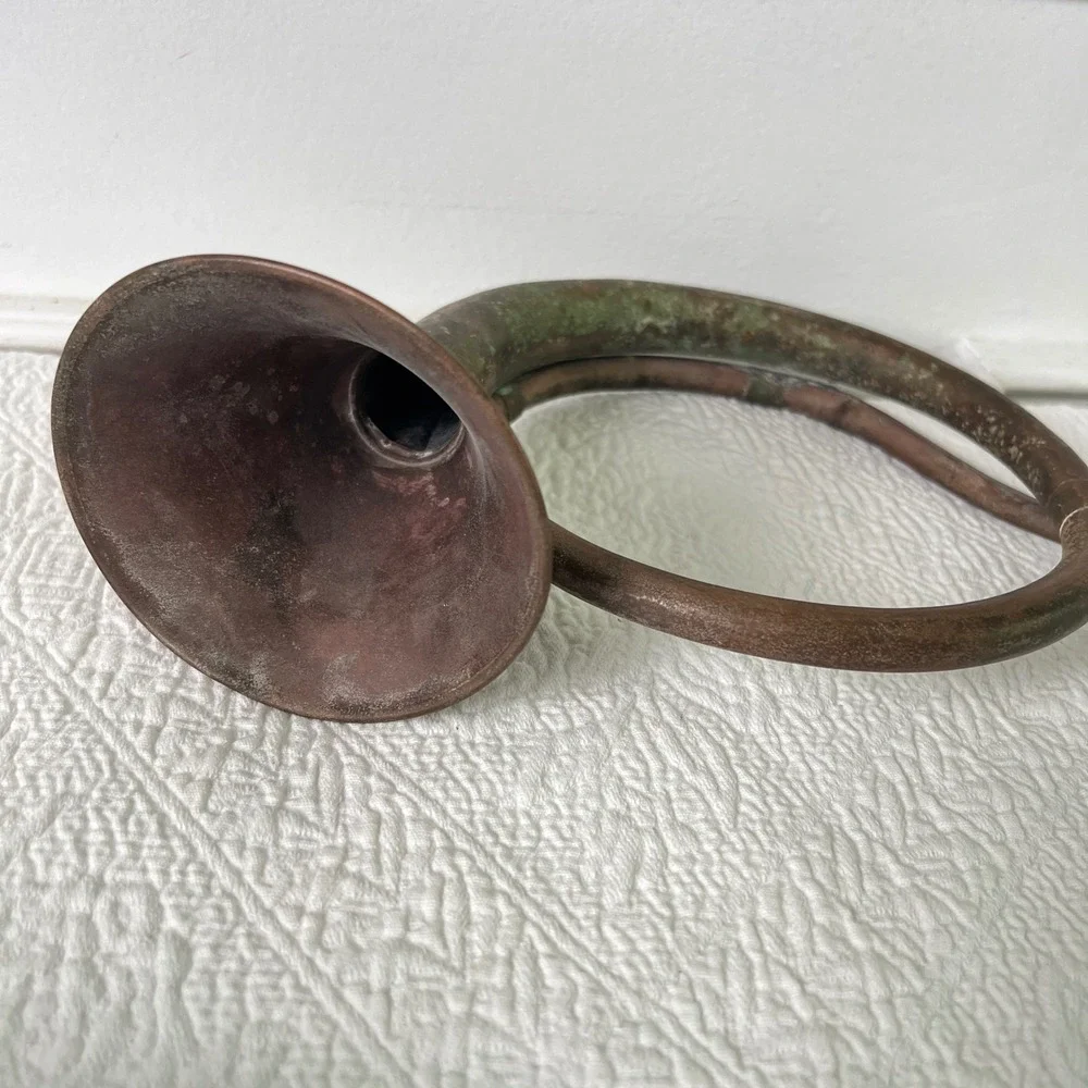 Unbranded Hunting Horn OS Unisex Vintage Copper Patina Equestrian Fox Hunt Decor